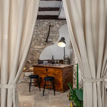 Villa Casa Di Roccia Marcana