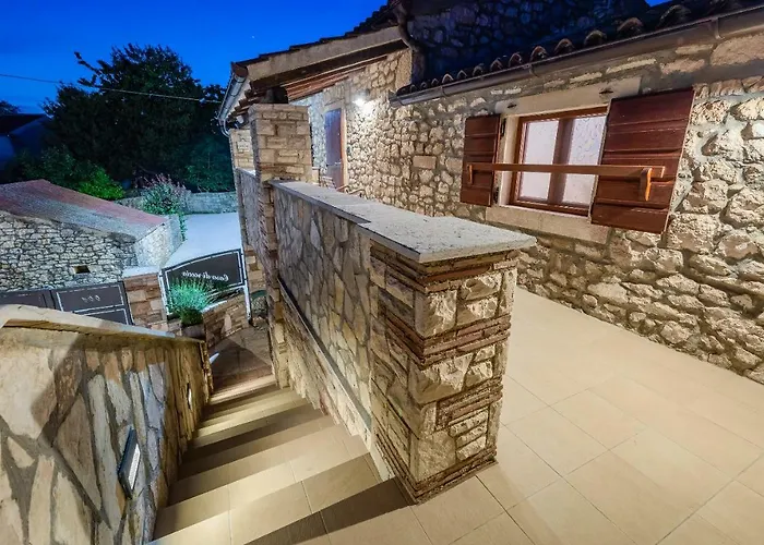 Villa Casa Di Roccia