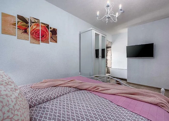 Villa Casa Di Roccia Marčana