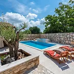 Casa Di Roccia Vila *
