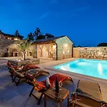 Vila Casa Di Roccia *