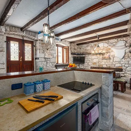 Casa Di Roccia Βίλα Marčana