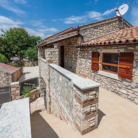 Вилла Casa Di Roccia *