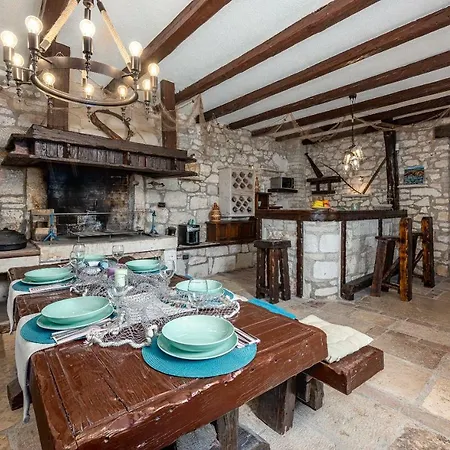Casa Di Roccia Вилла Marcana