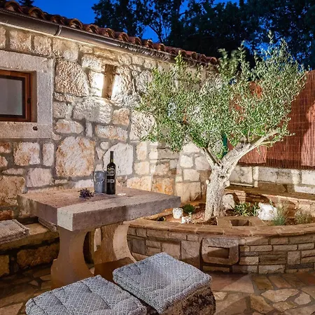 Casa Di Roccia Вилла