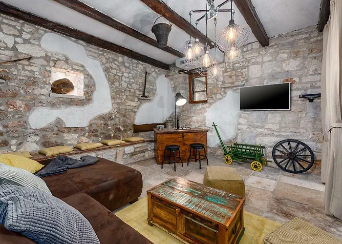 Casa Di Roccia Villa Marčana