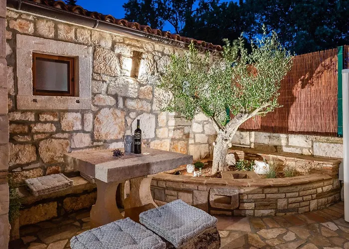 Casa Di Roccia Villa