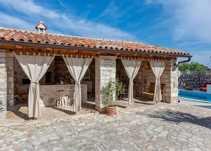 Casa Di Roccia Villa